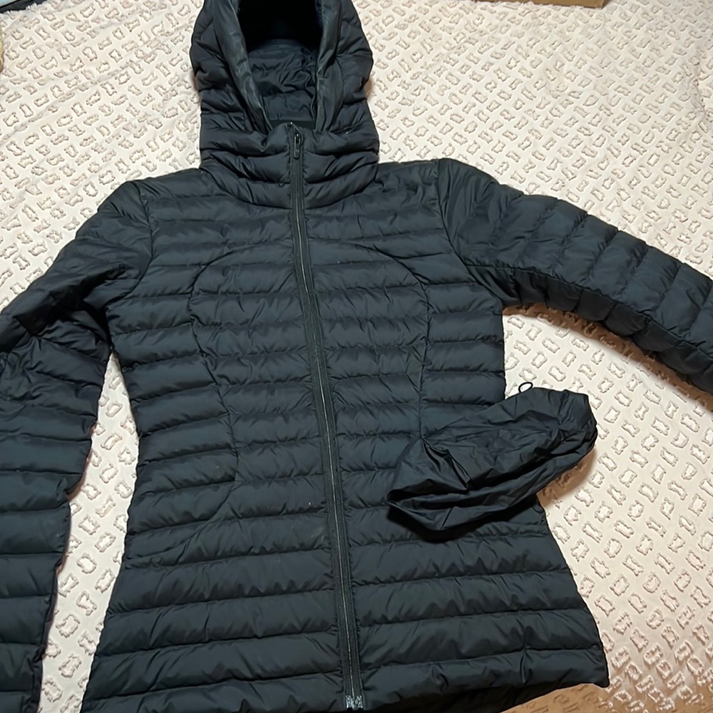 Lululemon women’s jacket